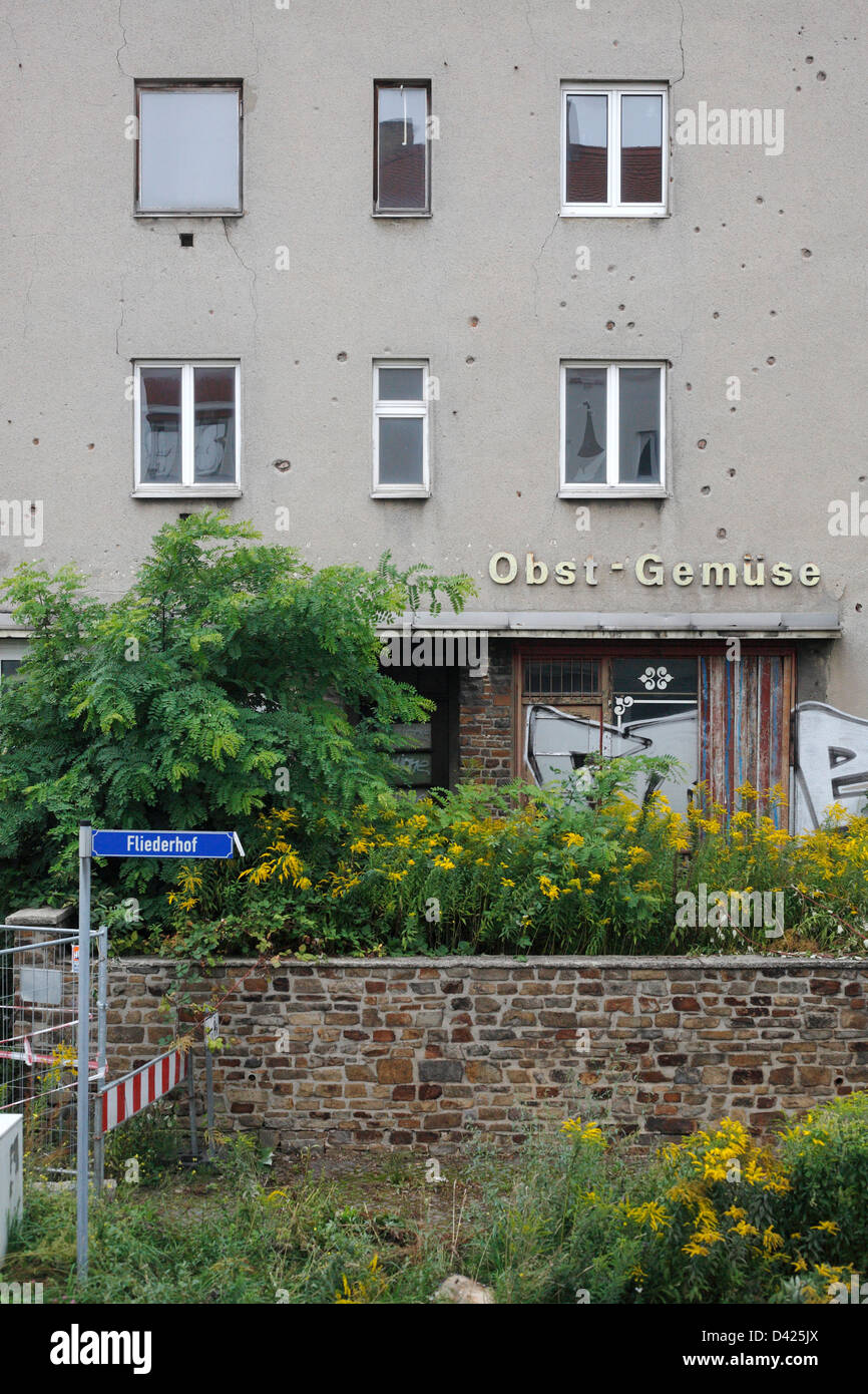 Leipzig, Germany, empty house with grocery Stock Photo Alamy