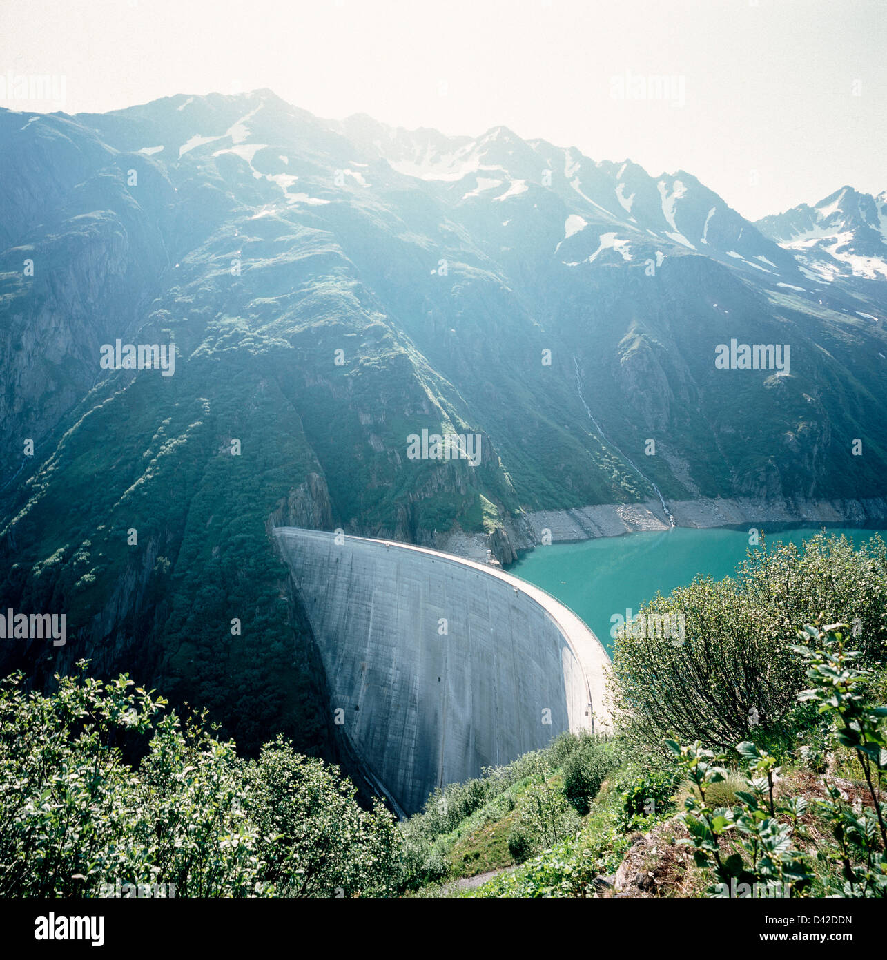 Dam "Lai da Curnera", Lukmanierpass, Kanton Graubünden. Switzerland Stock  Photo - Alamy