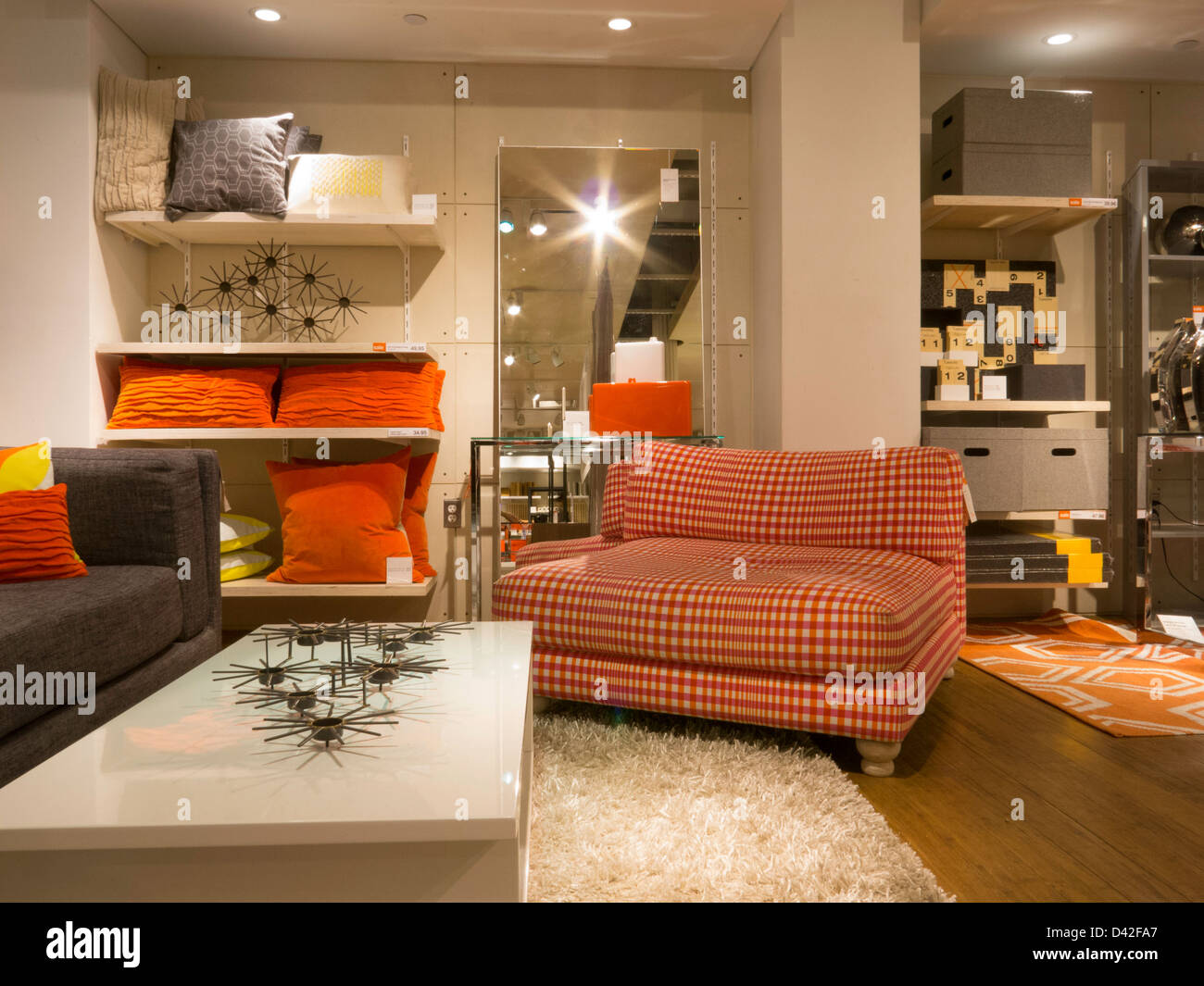Cb2 hi res stock photography and images Alamy