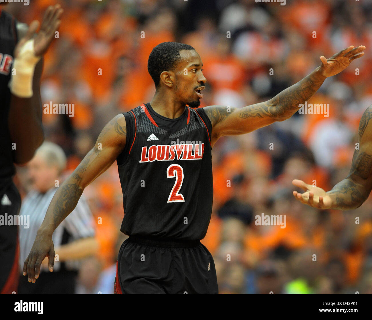 Louisville basketball looks to rebound against Navy at Yum Center