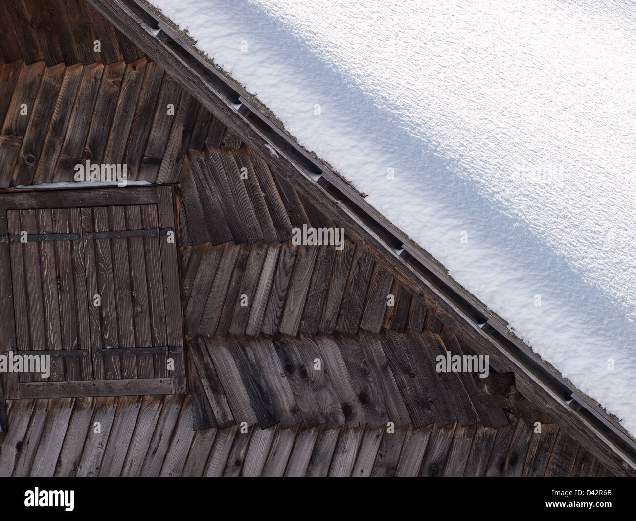 Snow shack hi-res stock photography and images - Alamy