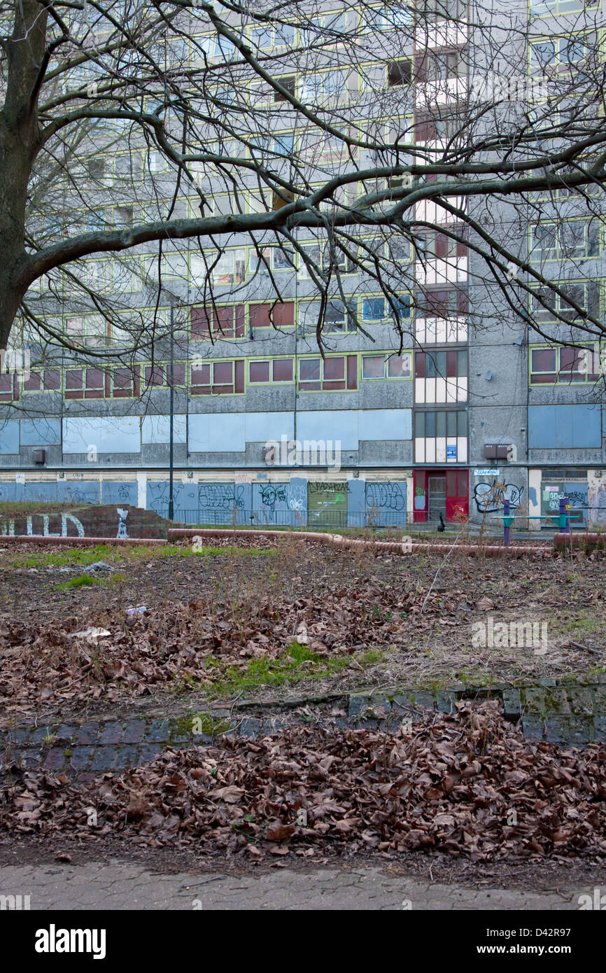 The condemned buildings of the Heygate Estate Stock Photo