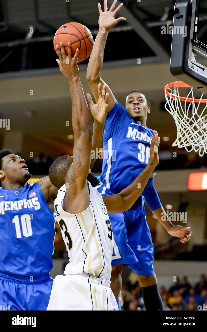March 2 13 Memphis Guard Forward D J Stephens 30 Goes To Block Stock Photo Alamy