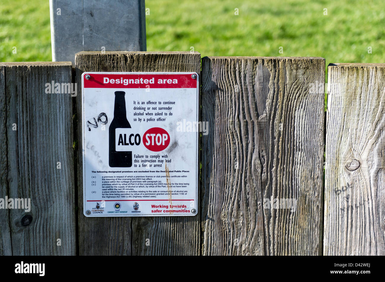 A sign for an No Alcohol designated area in Newquay Stock Photo