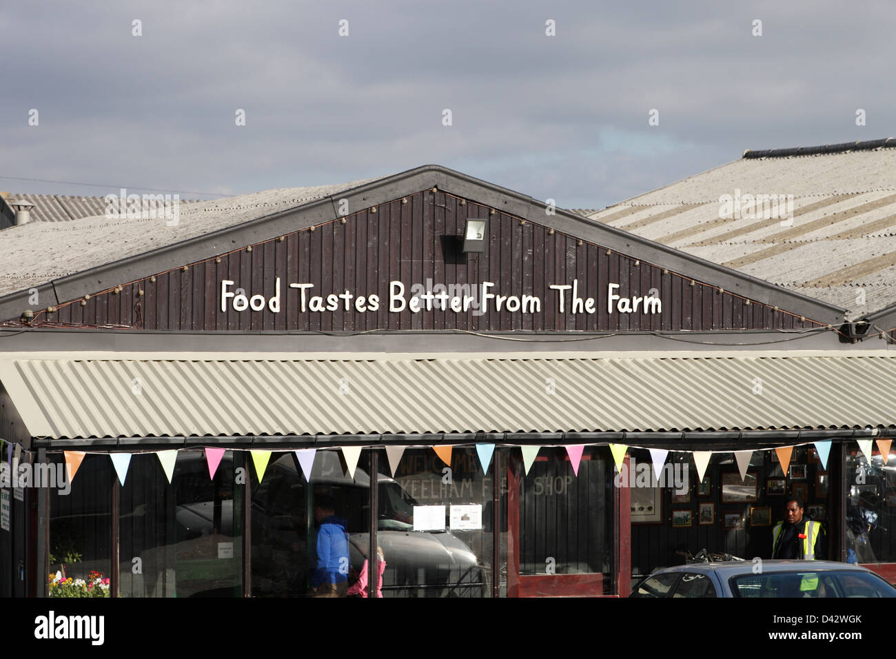 View of Keelham Farm Shop in Queensbury near Bradford Yorkshire extra busy due to horse meat scandal Stock Photo