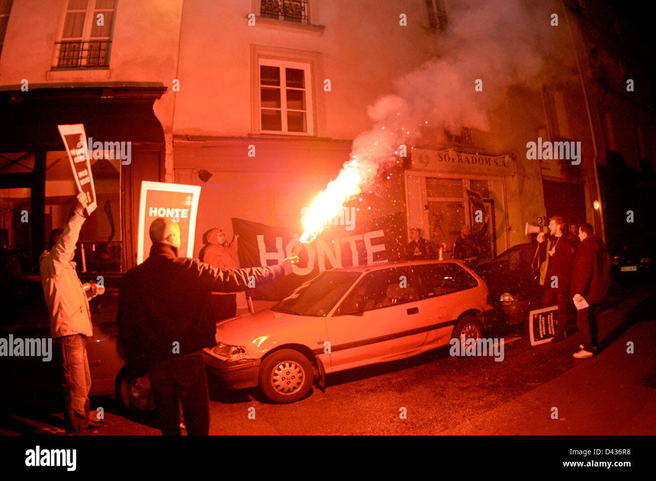 Paris gay bar hi-res stock photography and images - Alamy