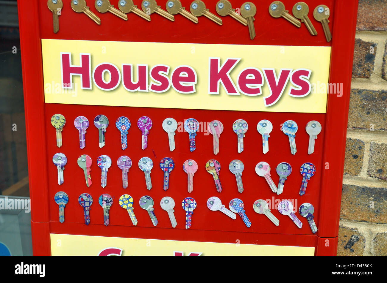 coloured-house-keys-outside-a-key-cutting-shop-stock-photo-alamy