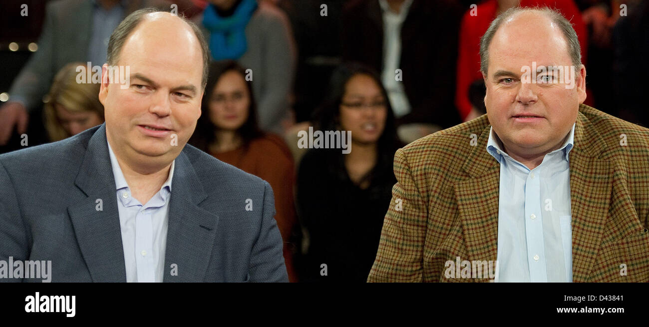 Peter (L) and Walter Kohl, sons of former German chancellor Helmut Kohl, appear on the German TV talk show Markus Lanz in Hamburg, Germany, 28 March 2013. Photo: Axel Heimken Stock Photo