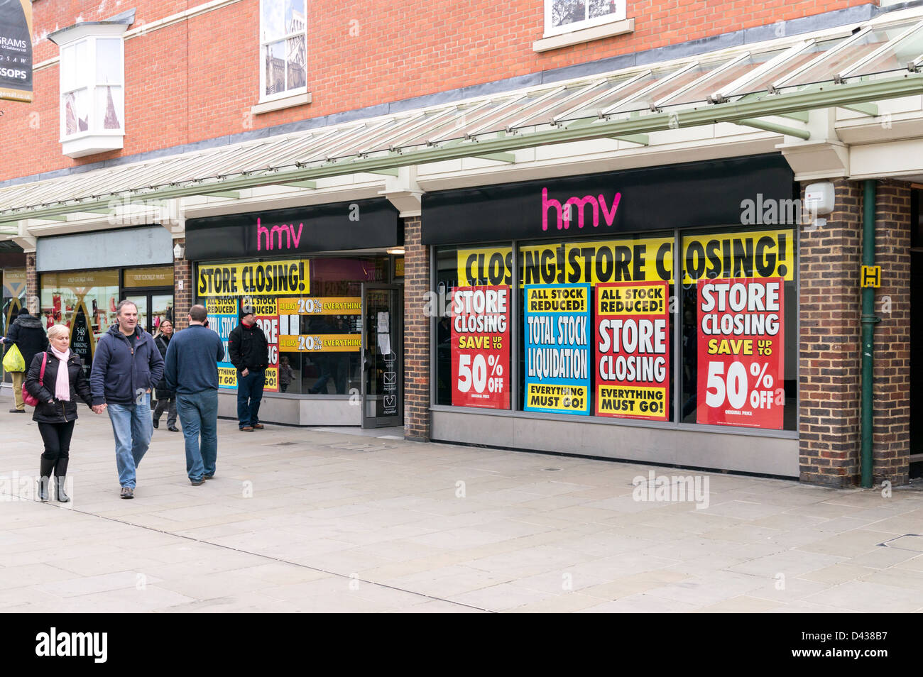 Hmv store closing down hi-res stock photography and images - Alamy