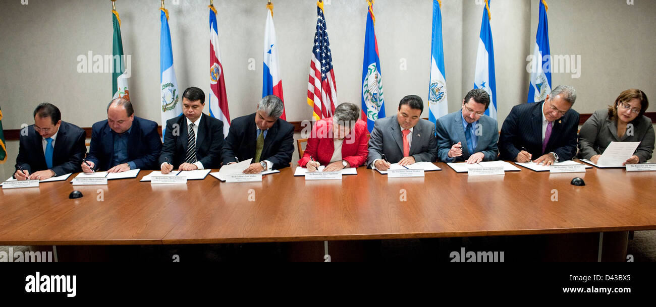 Secretary Napolitano's Multilateral Meeting with Central America and Mexican Officials Stock Photo