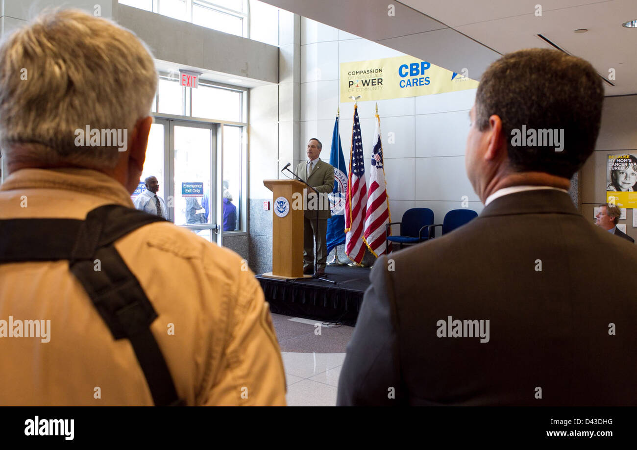 Federal law enforcement agency immigration inspectors the united border ...