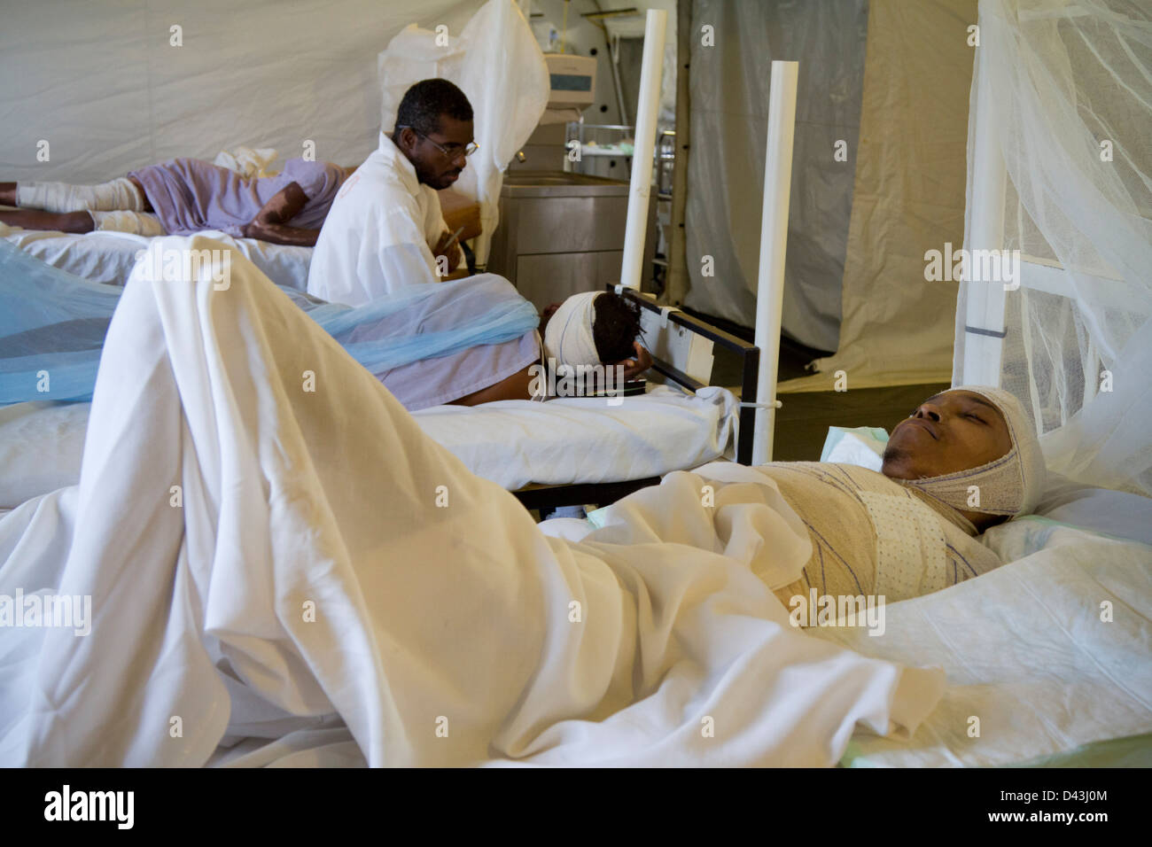 burn unit in Drouillard Hospital MSF PortauPrince Haiti Stock Photo Alamy