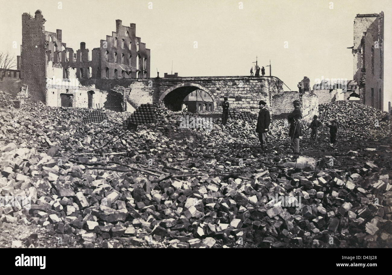 Devastation to the capital of the Confederate States during the American Civil War April 1865 Richmond, Virginia. Stock Photo