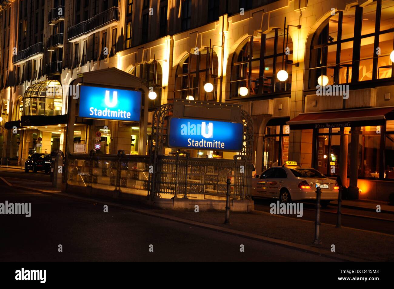 U bahnhof stadtmitte hires stock photography and images Alamy