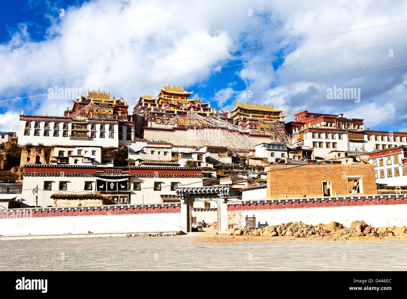 Ganden Sumtseling Monastery in Shangrila, Yunnan, China. Stock Photo