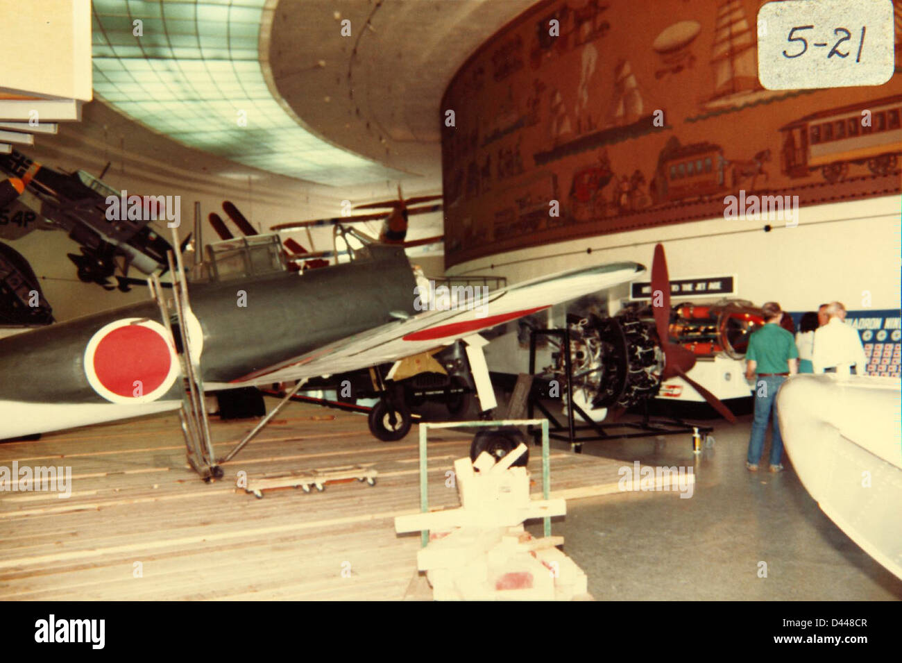 The Mitsubishi A6M Zero was a Japanese fighter aircraft used during ...