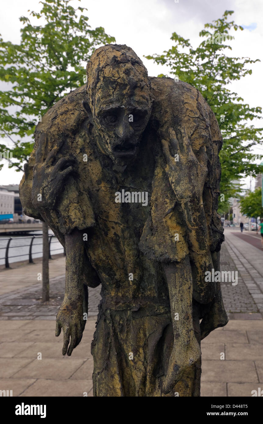 Famine statue dublin ireland hires stock photography and images Alamy