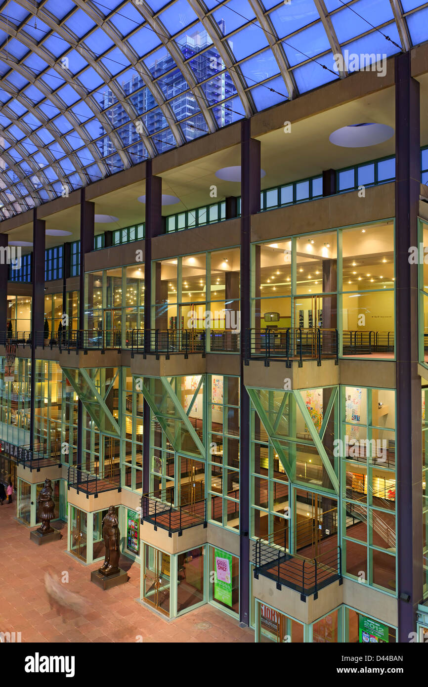 Temple hoyne buell theatre hires stock photography and images Alamy