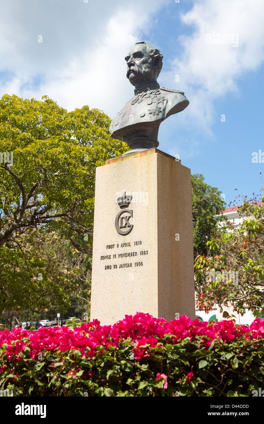 Statue and bust of King Christian IX in Emancipation Park Charlotte Amalie St Thomas Stock Photo