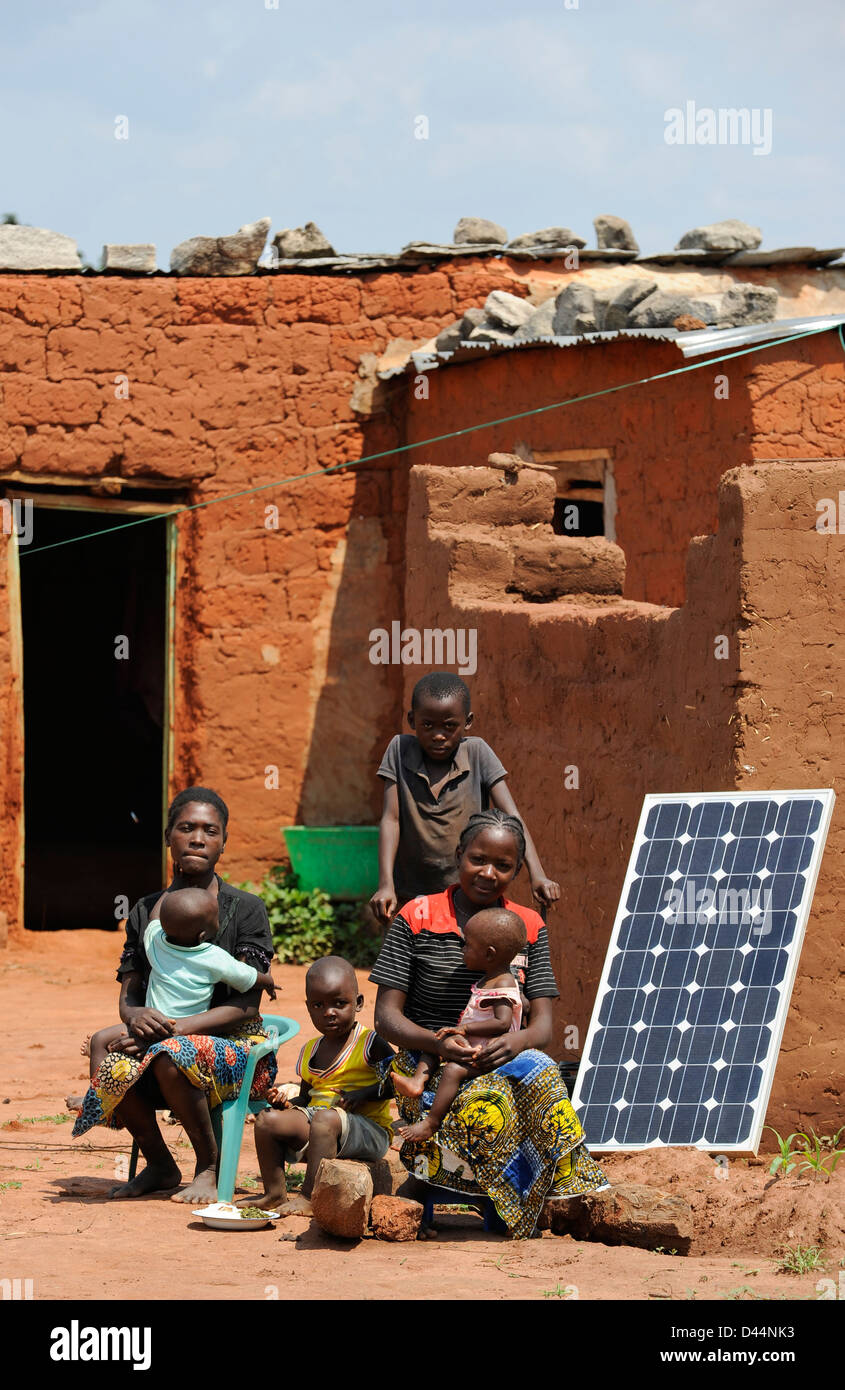 Africa ANGOLA Kwanza Sul, village Cassombo, family with solar home ... for Solar Home System Africa
181pct Africa ANGOLA Kwanza Sul, village Cassombo, family with solar home ... for Solar Home System Africa
181pct