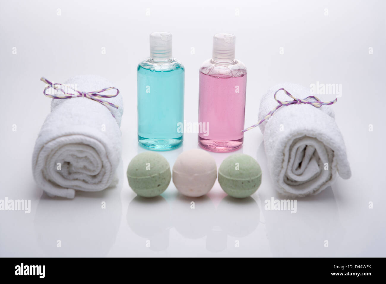 neat bathing items Stock Photo Alamy