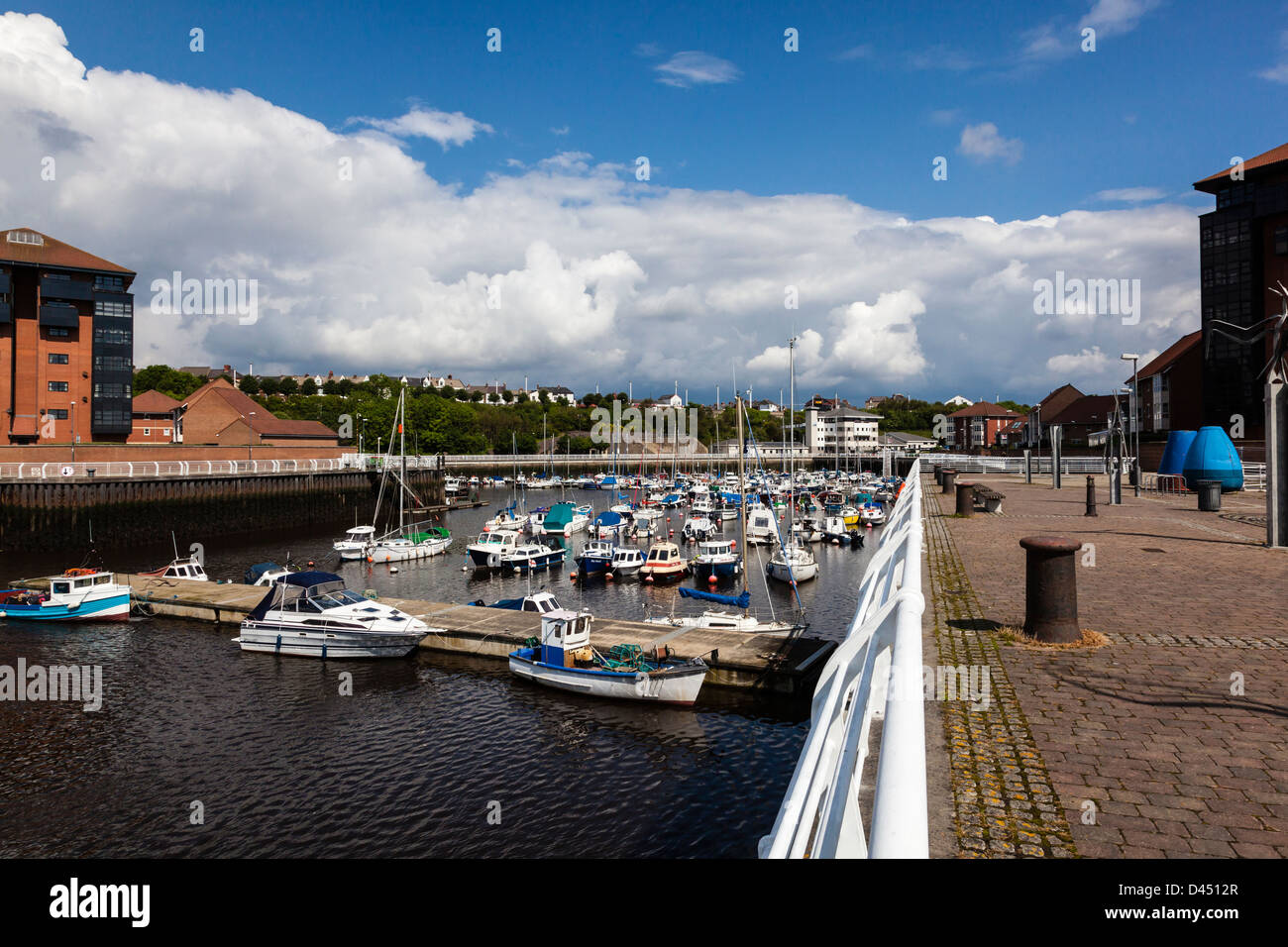 Roker beach marina hires stock photography and images Alamy