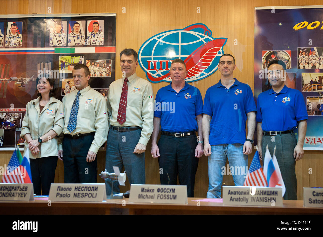 Expedition 26 Press Conference (201012140003HQ) Stock Photo