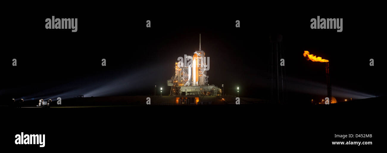 NASA prepares the Space Shuttle Discovery for launch from Kennedy Space ...