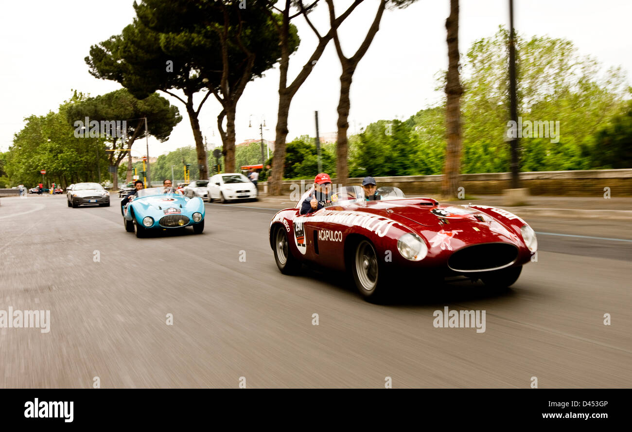 Classic race car hires stock photography and images Alamy