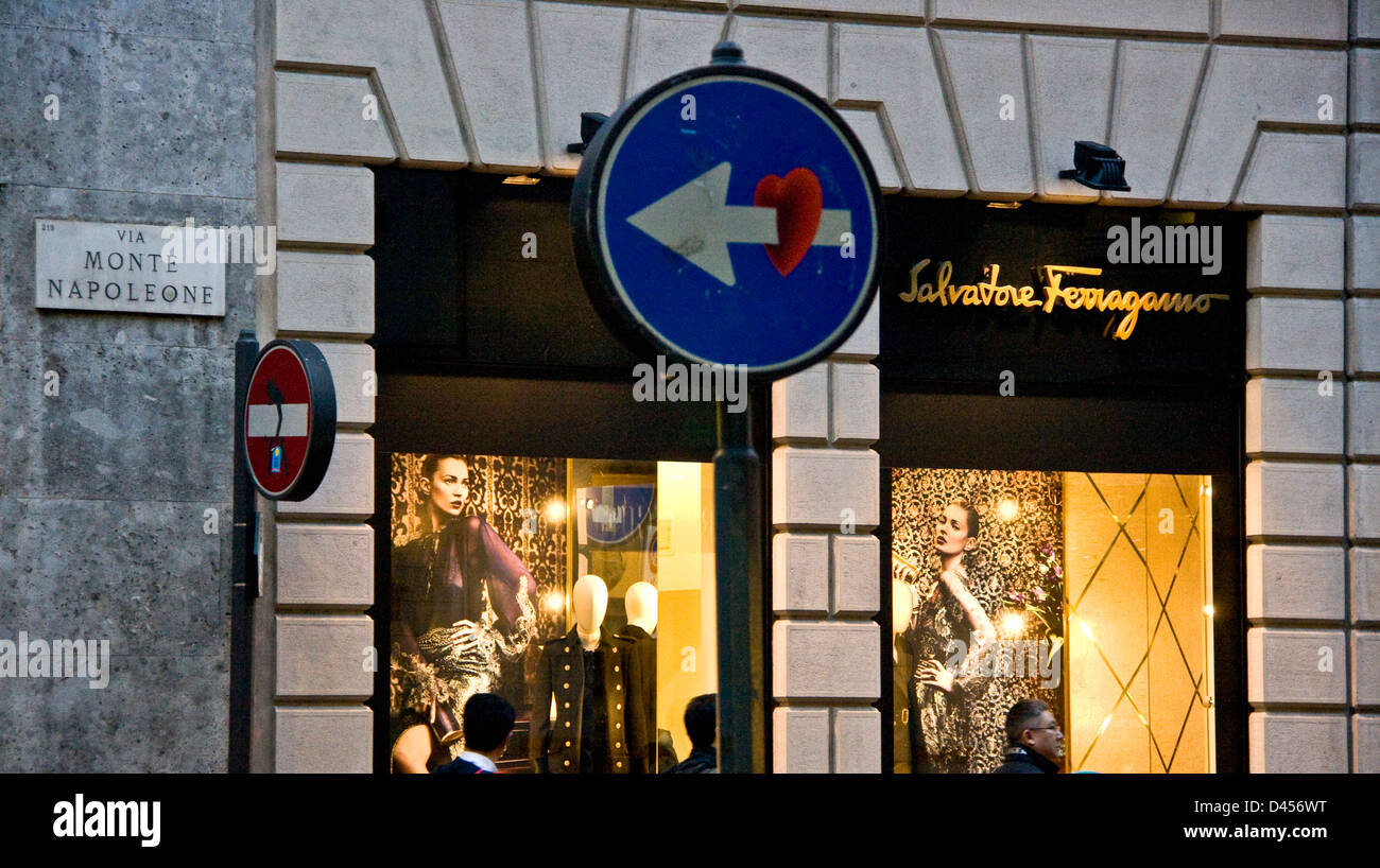 Milan Ital July 2019 Chlo Store Entrance Storefront Milan Della