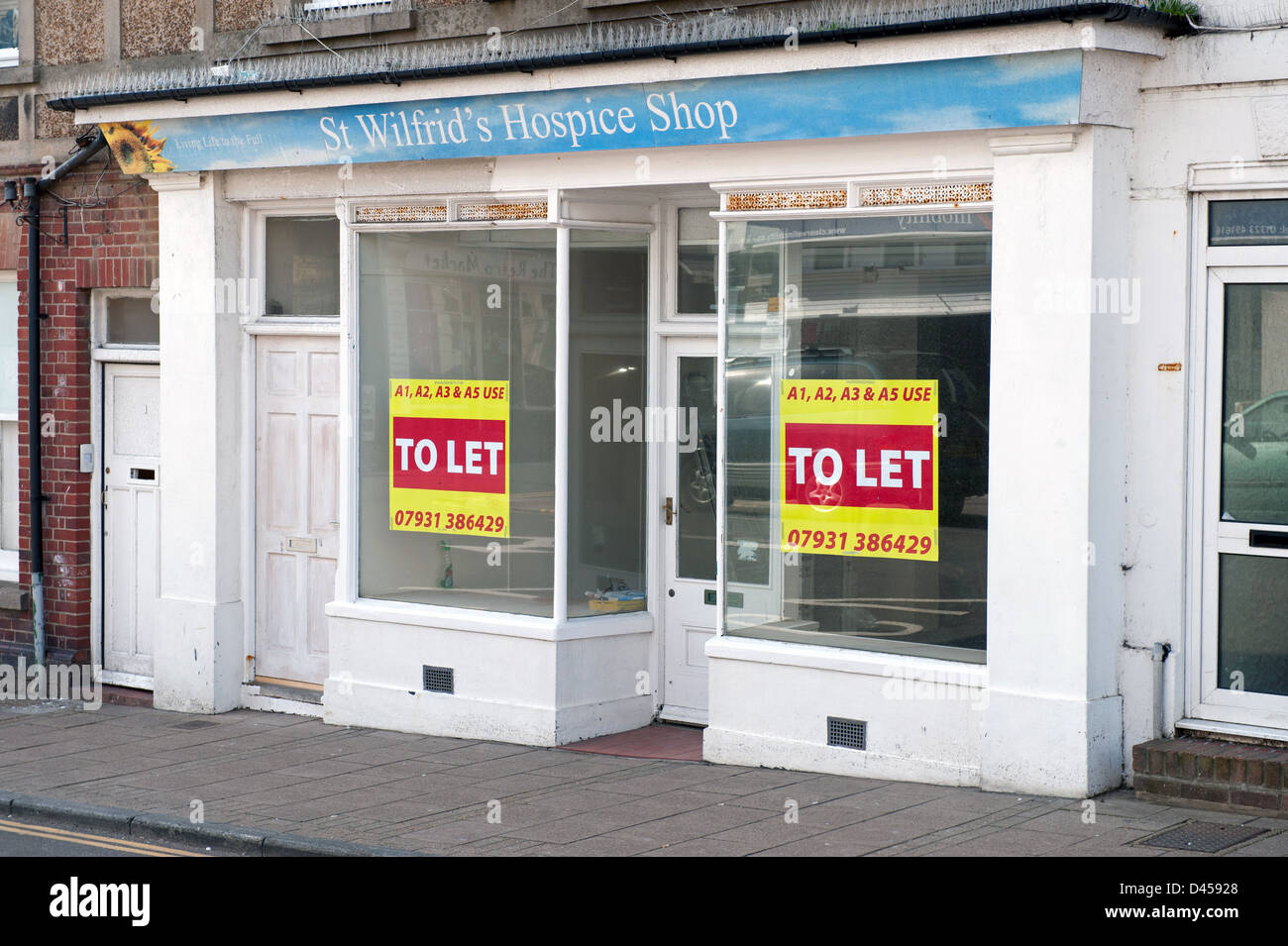 Vacant Charity Shop 2, Seaford, East Sussex Stock Photo