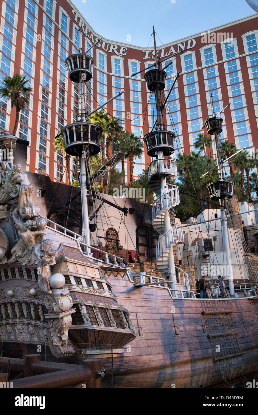 Pirate ship outside Treasure Island Hotel in Las Vegas, Nevada,  USA Stock Photo