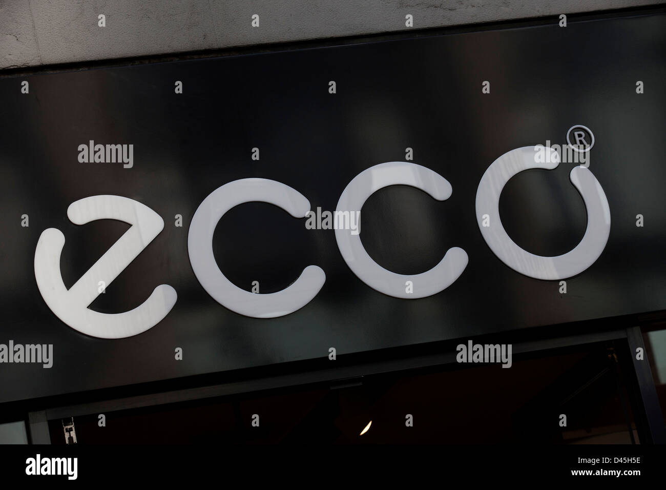 Ecco Sko Logo on Their Main Store for Serbia in Belgrade. Ecco is a Danish  Brand of Shoes Editorial Image - Image of danish, later: 125293375