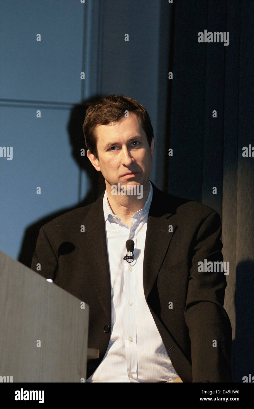 Joe Battenfeld looking less than excited to be moderating the panel at