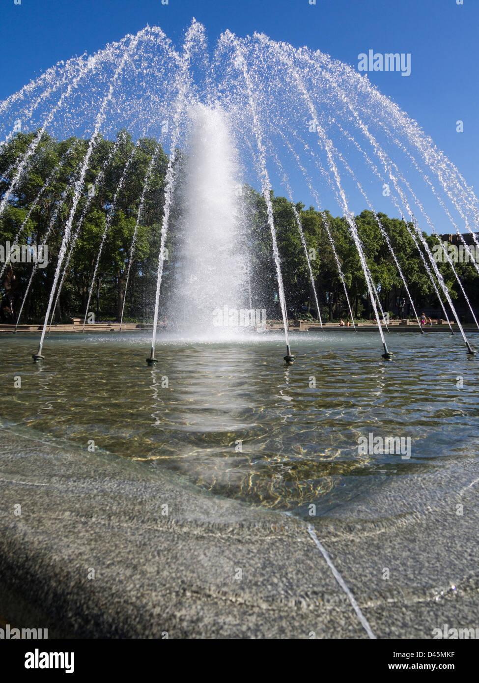 Alberta canada edmonton water fountain hires stock photography and