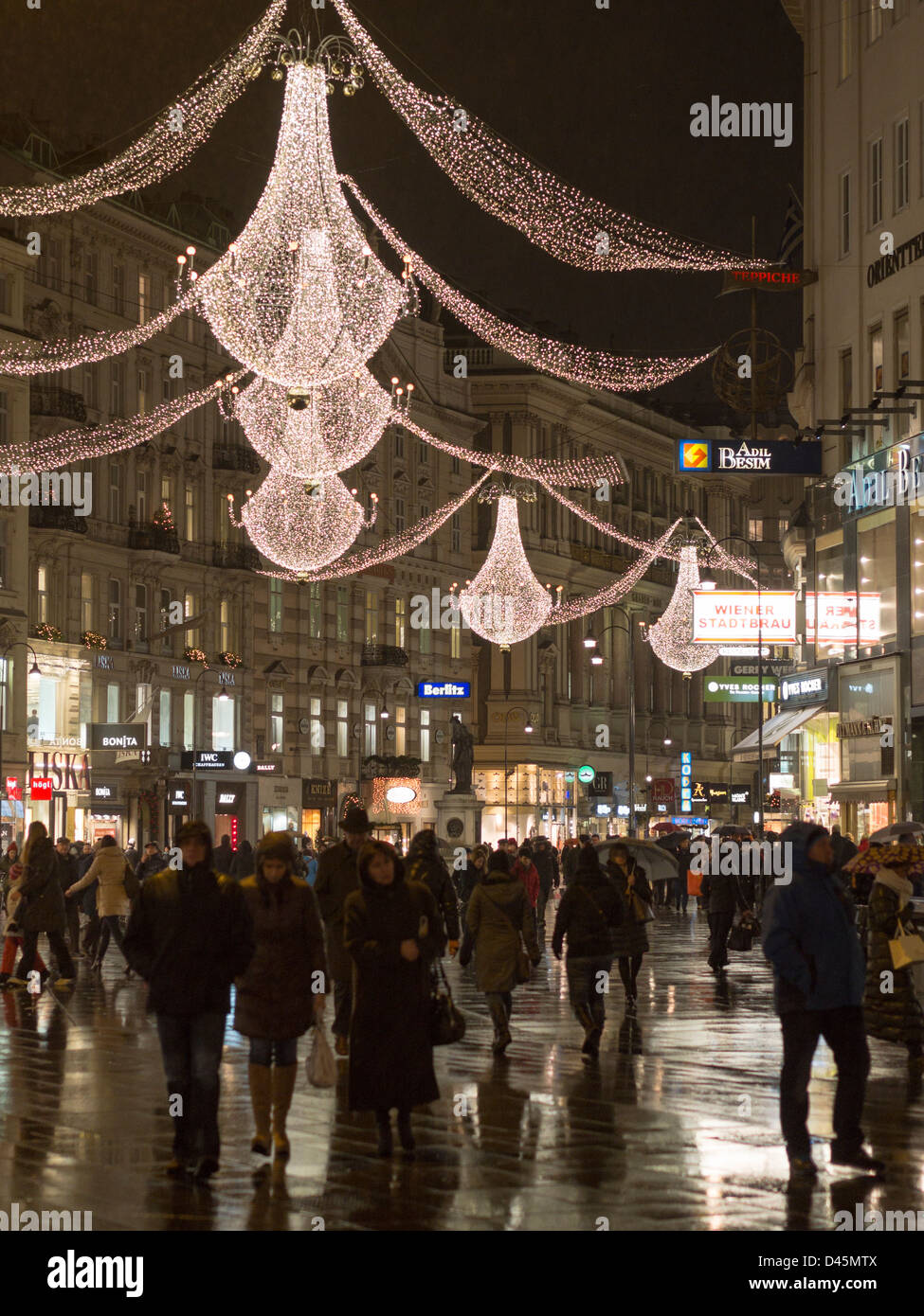Der Graben lit up for Advent. Christmas chandeliers decorate this famous Vienna shopping street. Der Graben, Vienna, , Austria Stock Photo