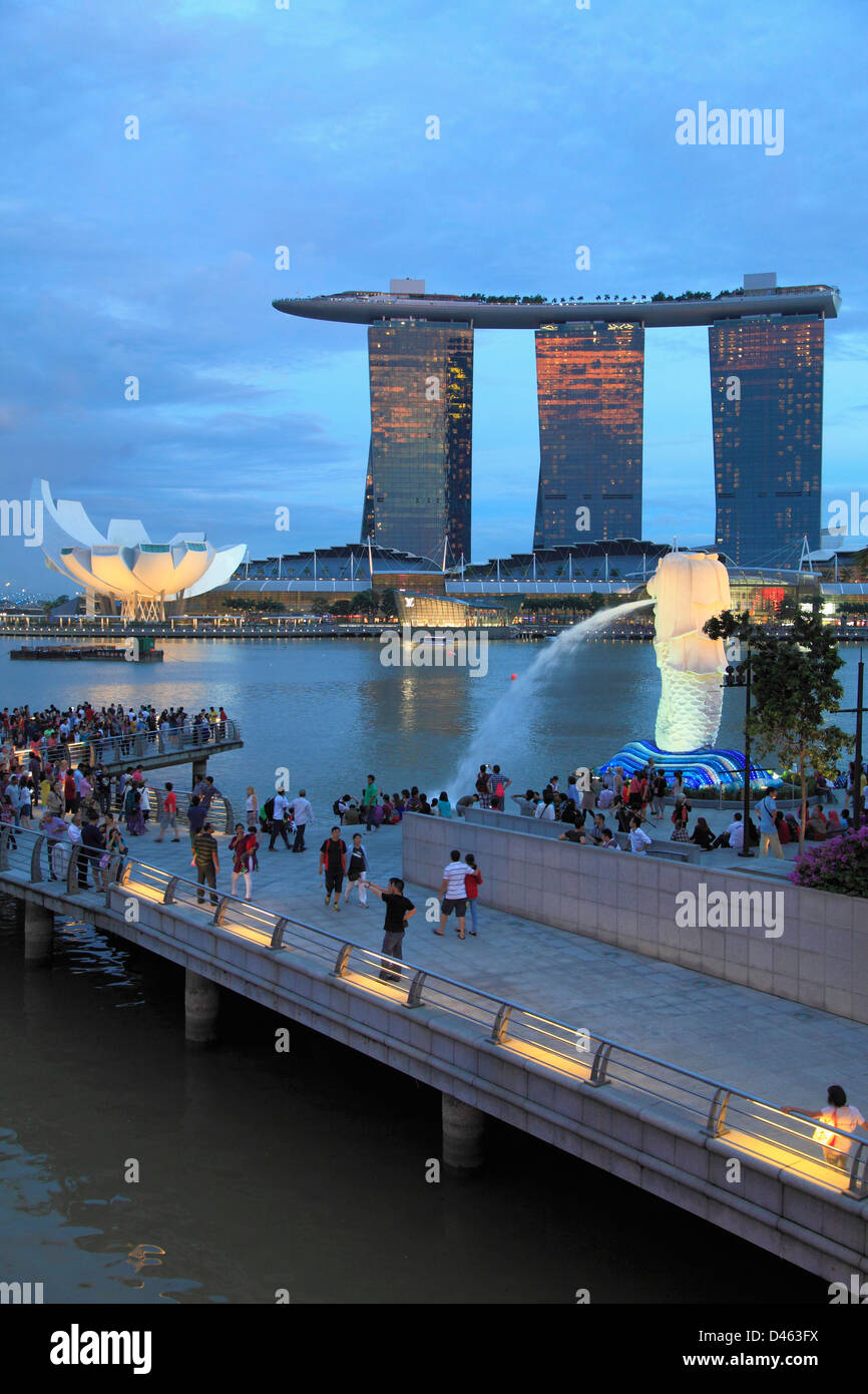 Singapore marina bay sands merlion hi-res stock photography and images ...