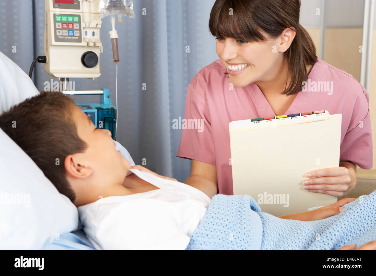 Childrens Nurse Hi-res Stock Photography And Images - Alamy