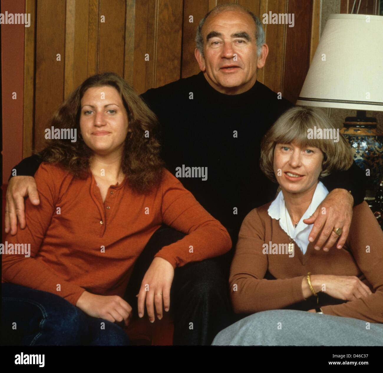 Ed asner nancy lou sikes hires stock photography and images Alamy