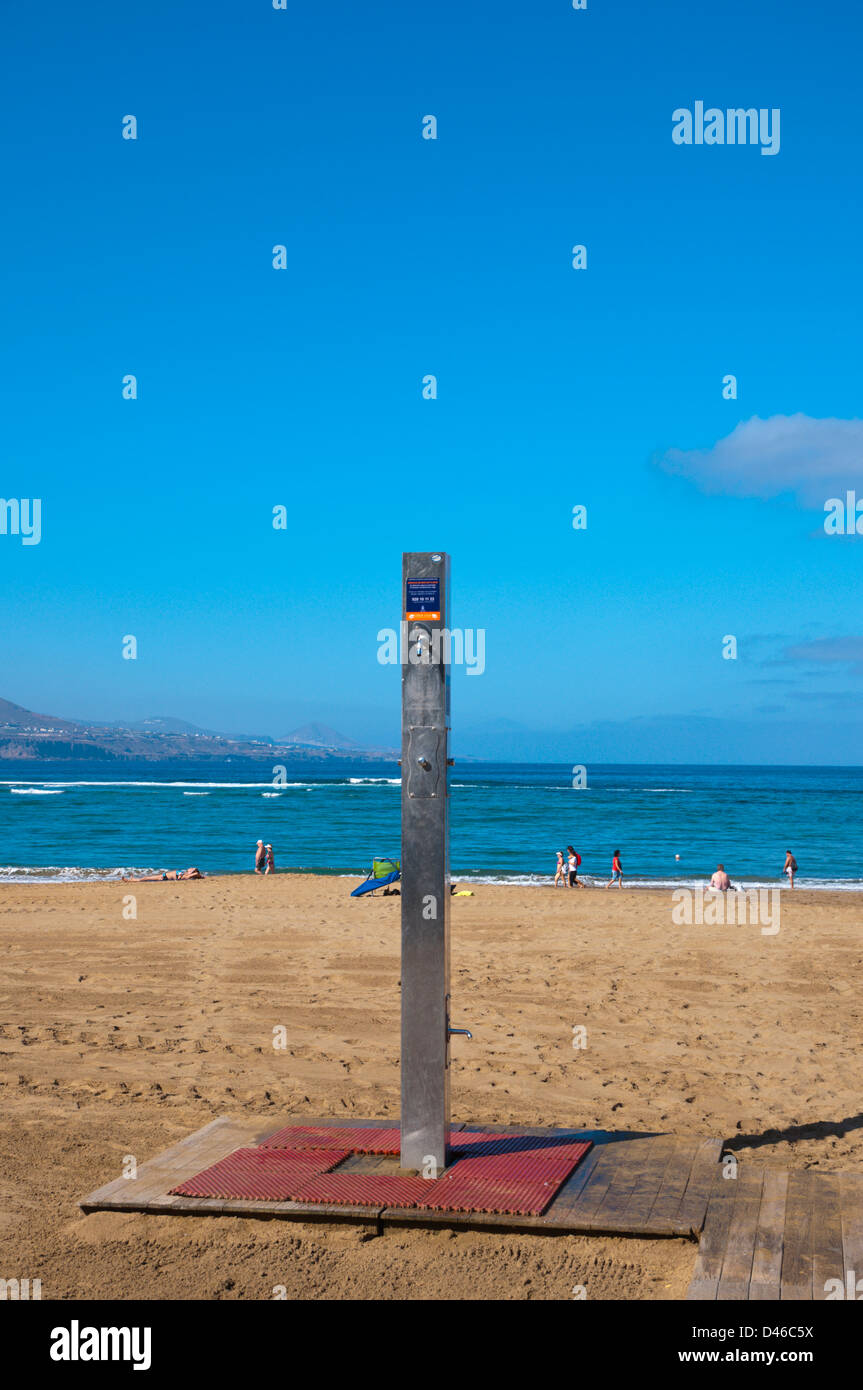 Beach shower hires stock photography and images Alamy