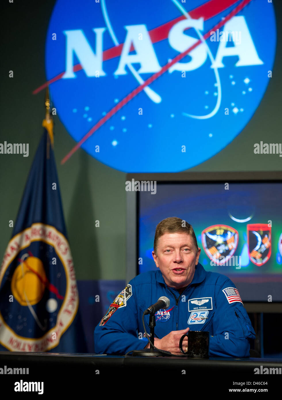 Expeditions 26, 27, 28 & 29 Presentation (201202140001HQ Stock Photo ...