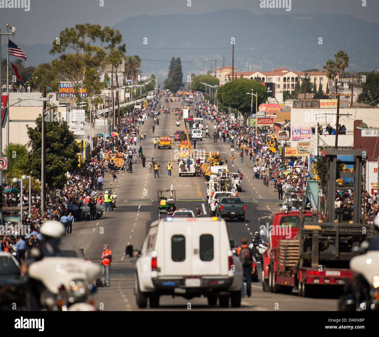 Space Shuttle Endeavour is moved through the streets of Los Angeles to ...