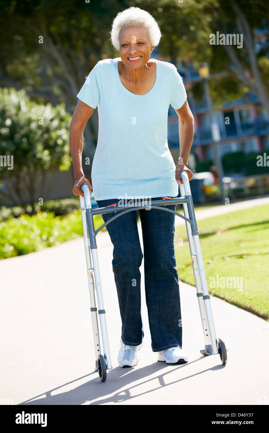 Woman Walking Frame Stock Photos & Woman Walking Frame Stock Images Alamy