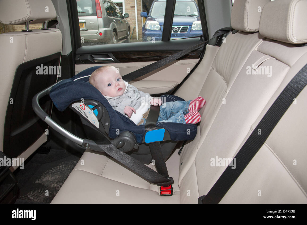Car seat secured with seat belt online