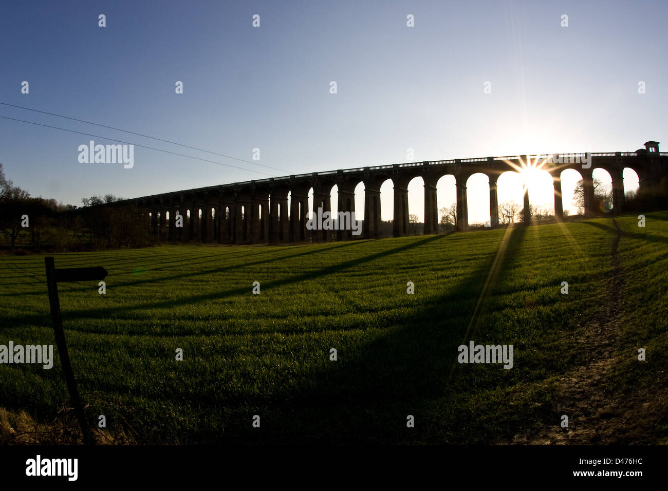 Ouse Valley Viaduct Sunset Hi res Stock Photography And Images Alamy ouse-valley-viaduct-sunset-hi-res-stock-photography-and-images-alamy