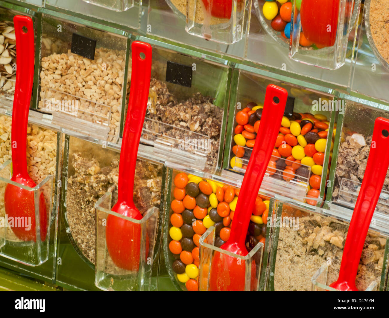 Frozen Yogurt Toppings Bar Yogurt Toppings Ranging From Fresh