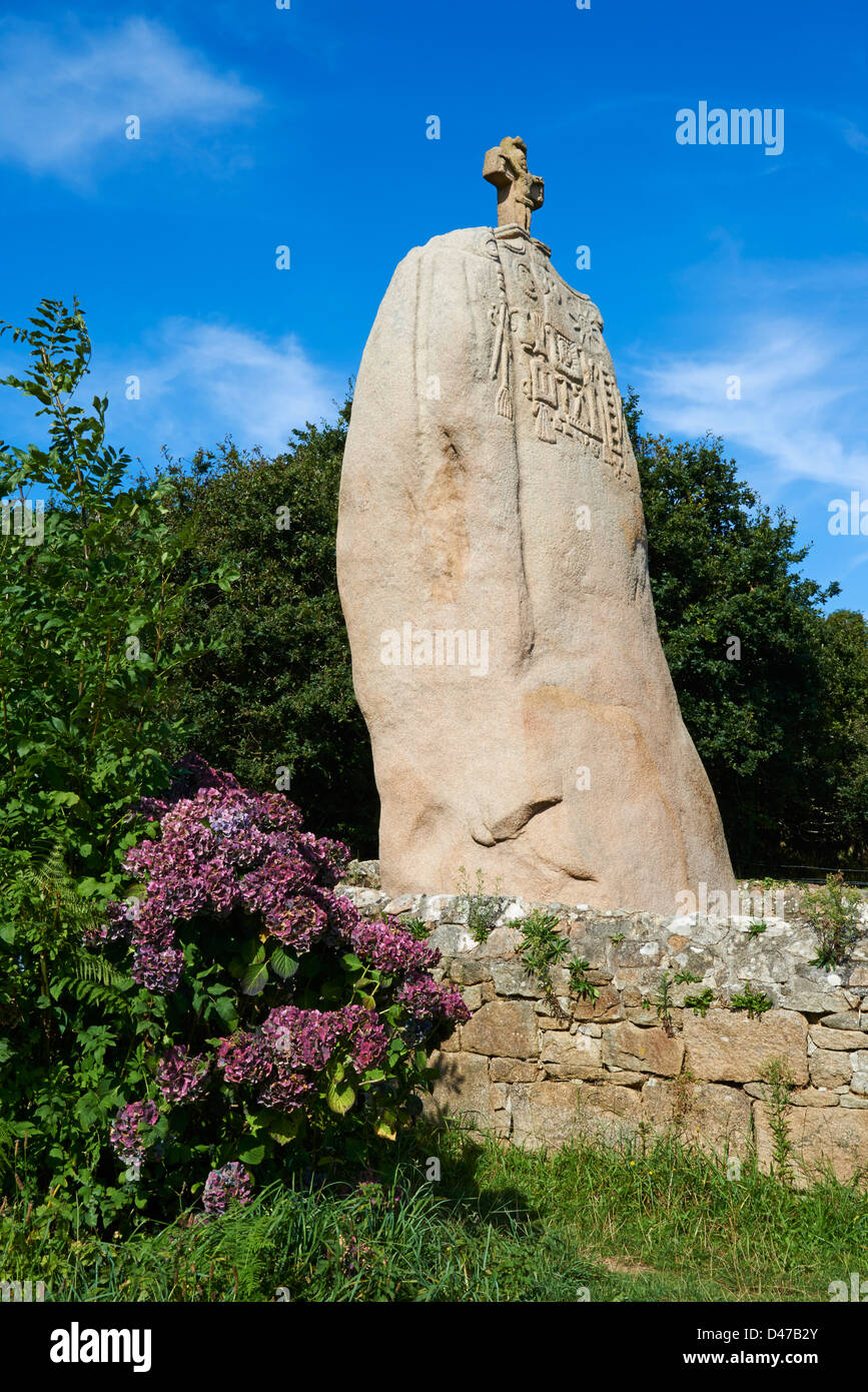 France, Brittany, Cotes d'Armor (22), Pleumeur Bodu, Saint Duzec standing stone (menhir) Stock Photo