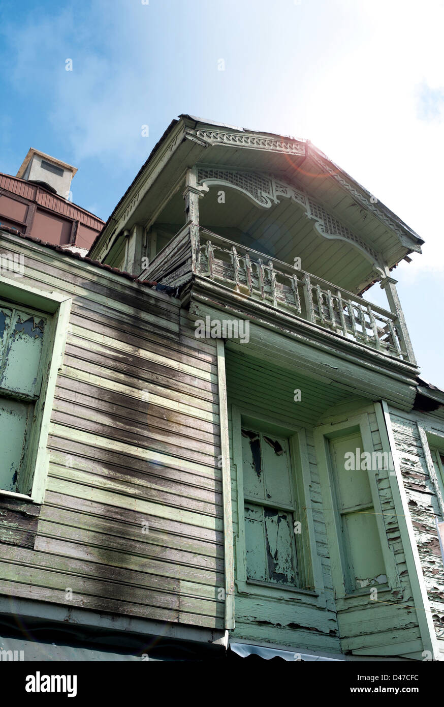 Abandoned wooden house istanbul hi-res stock photography and images - Alamy