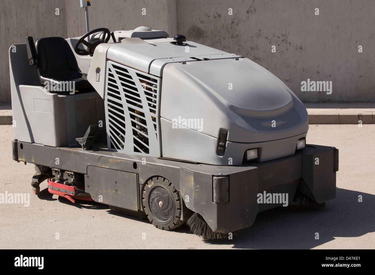 Cleaning machine hires stock photography and images Alamy