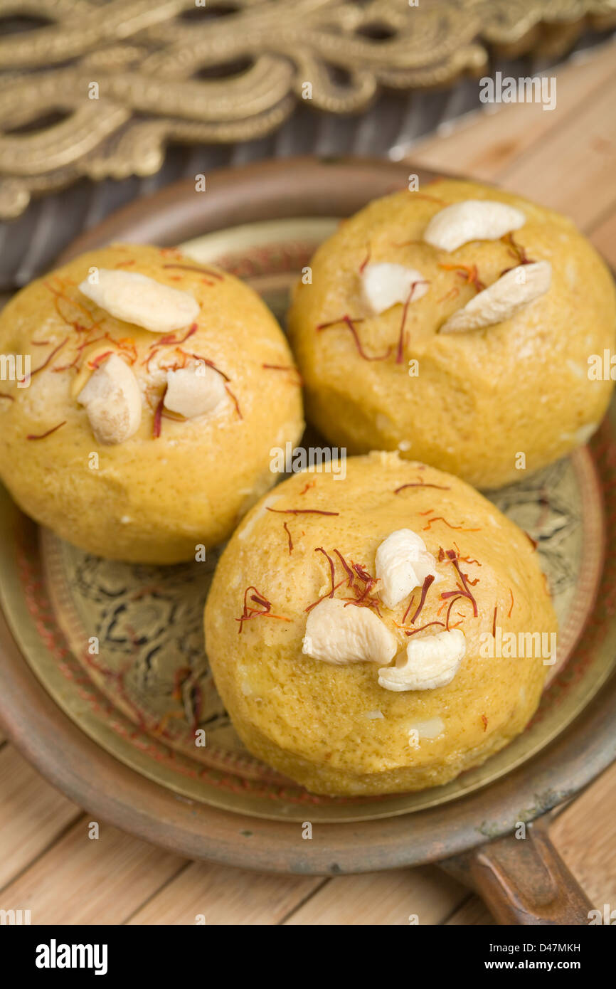 Indian sweets ladoo Stock Photo - Alamy